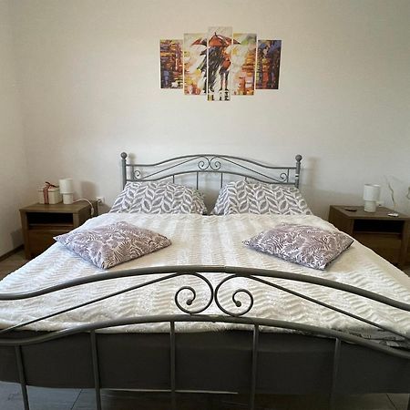 Fullhouse Apartmanhaz Zamárdi Zewnętrze zdjęcie